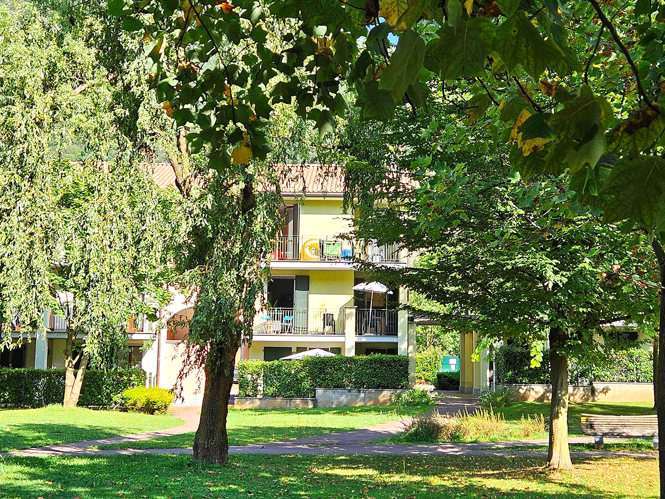 Exterieur van het appartementengebouw Porto Letizia