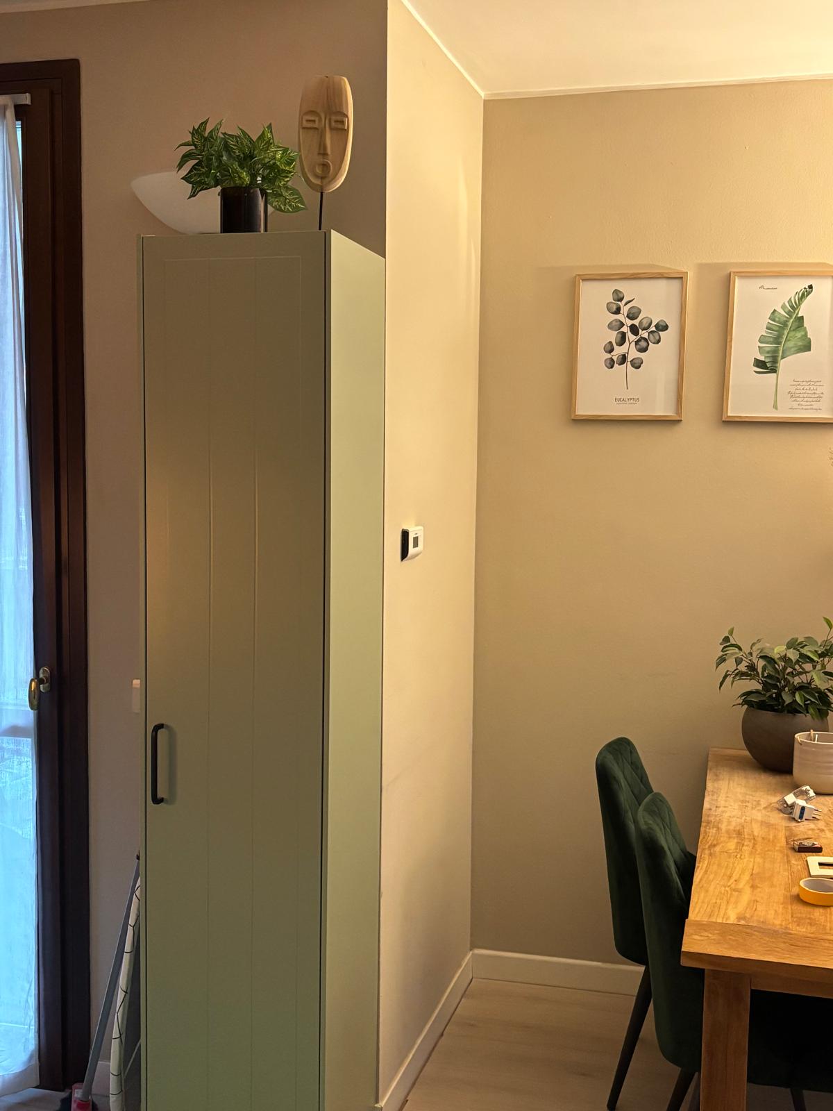 Gang en doorkijk naar de keuken